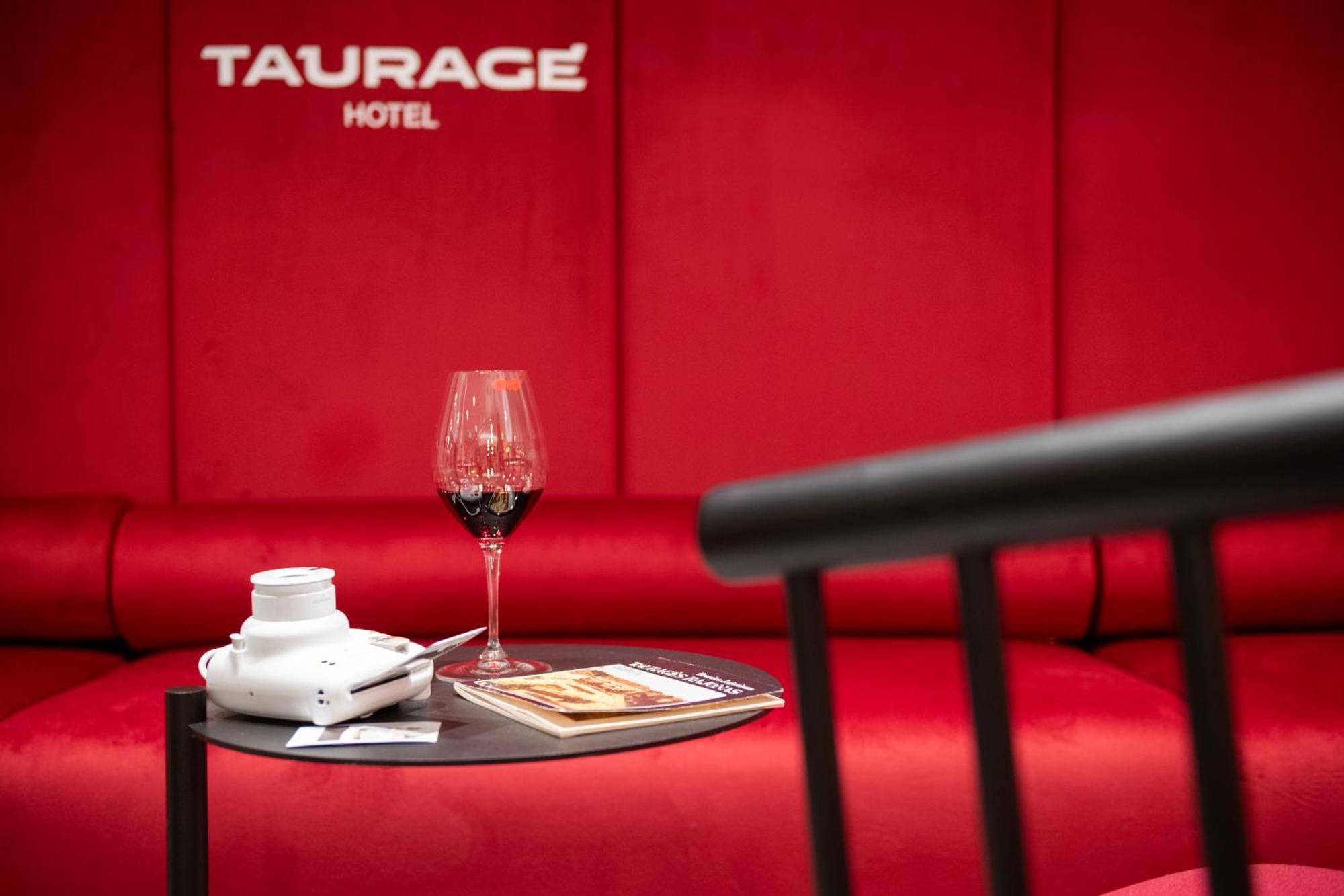 Taurage Hotel Esterno foto